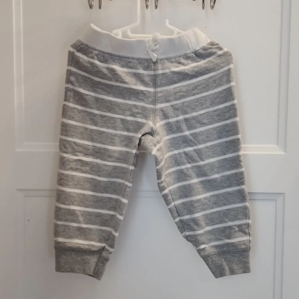 Carter's joggers Size 18 months